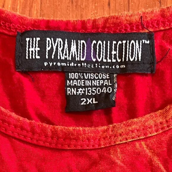 The Pyramid Collection Tank top Size 2XL - Picture 7 of 7